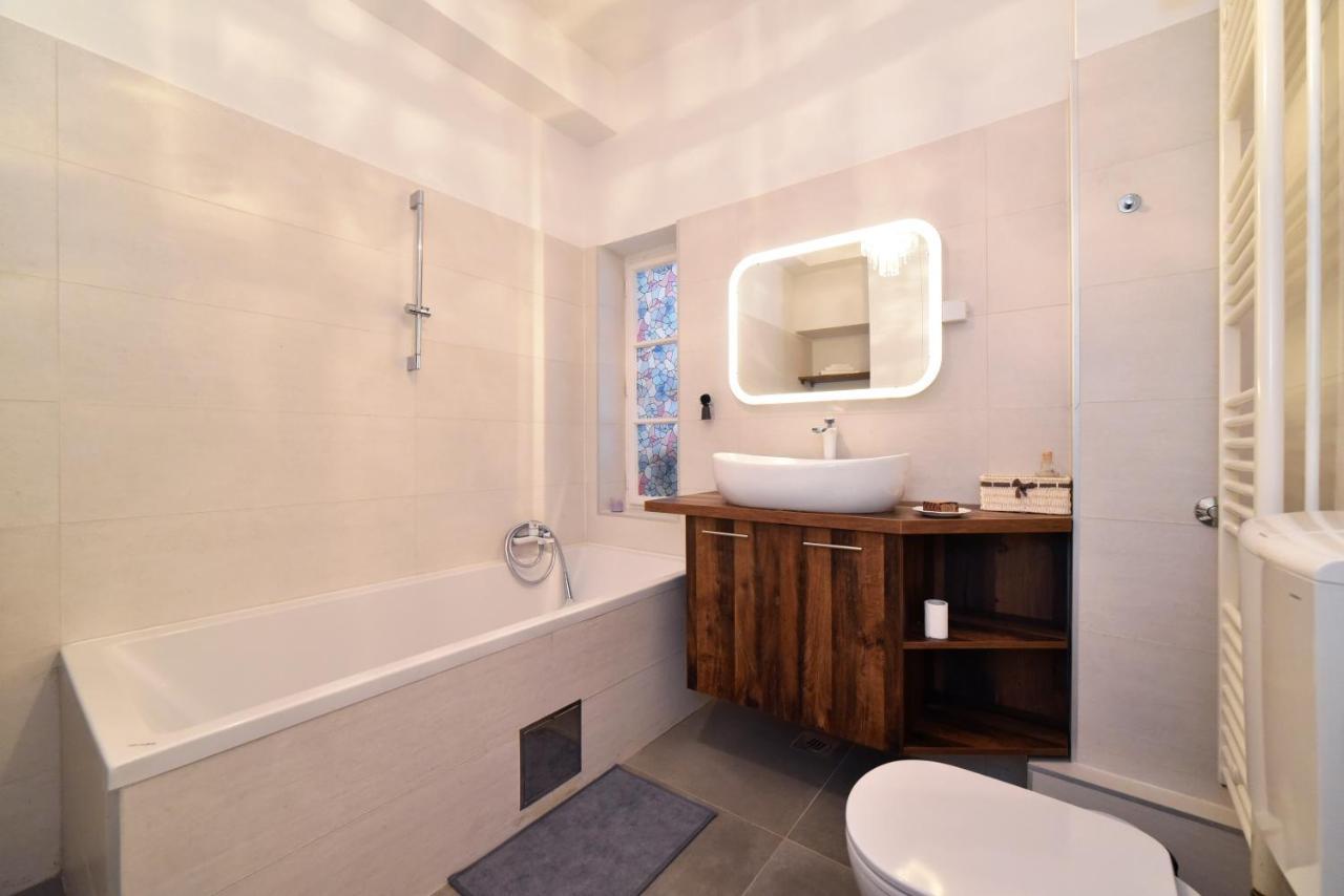 Cosy Lu Apartment ซาเกร็บ ภายนอก รูปภาพ