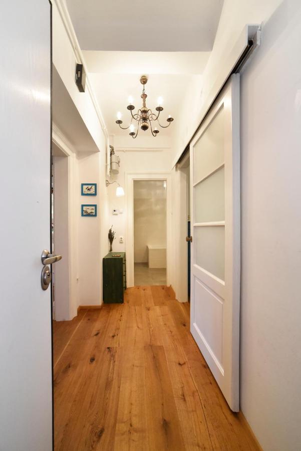 Cosy Lu Apartment ซาเกร็บ ภายนอก รูปภาพ